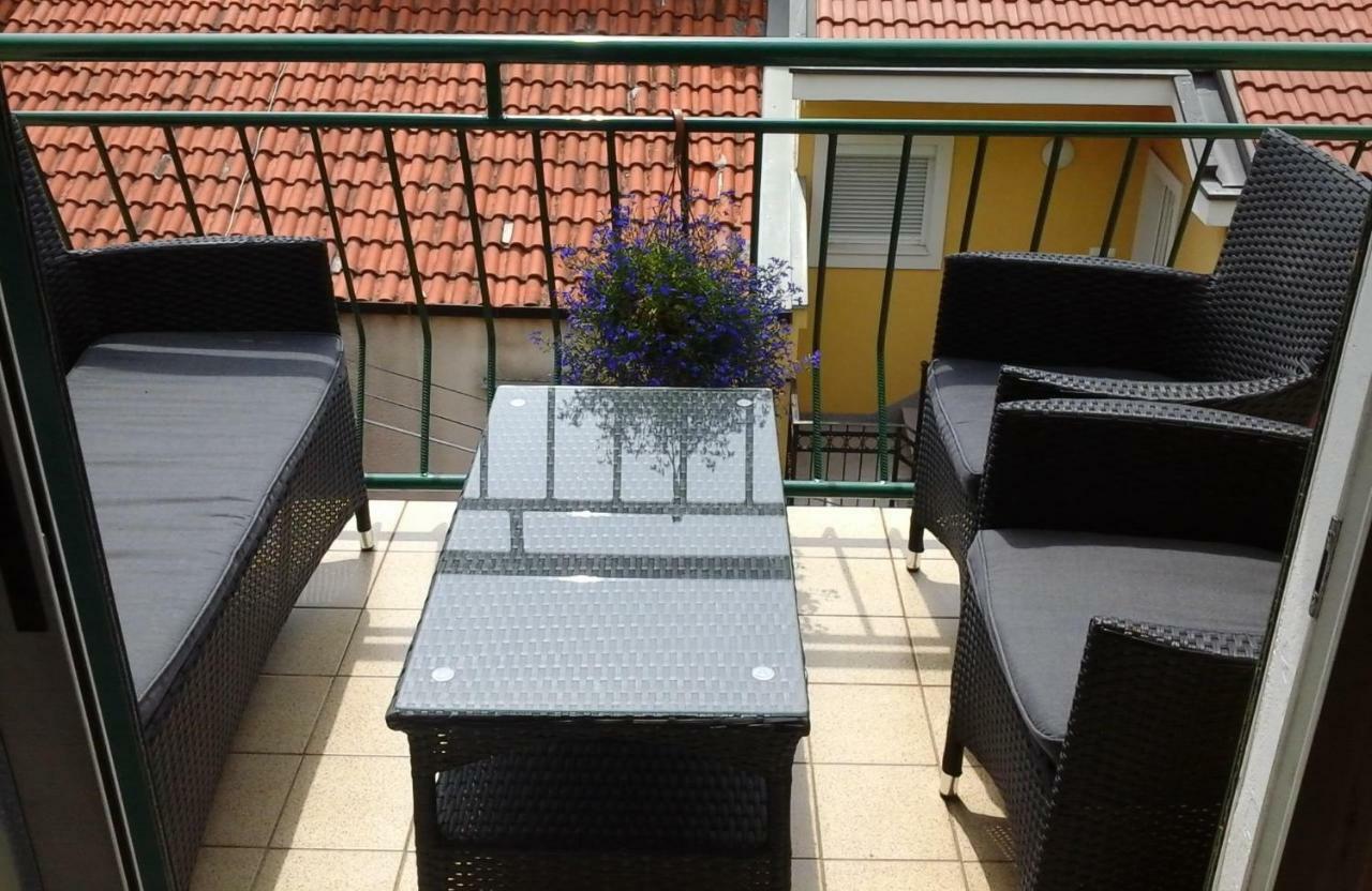 Apartment Burich Makarska Eksteriør bilde